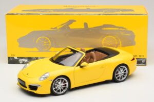 Porsche 911 991 Carrera S Кабриолет Жълт Minichamps 1:18 100061031 Метал — снимка 8 от 8