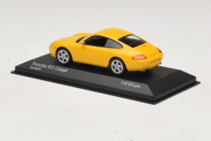 Porsche 911 991 Carrera Жълт Minichamps 1:43 410060221 Метал — снимка 3 от 4