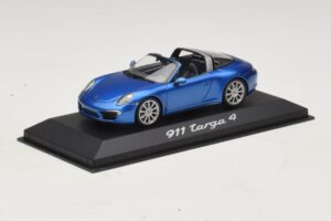 Porsche 911 991 Targa Син Металик Minichamps 1:43 WAP0200350E Метал — снимка 2 от 4