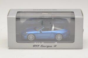 Porsche 911 991 Targa Син Металик Minichamps 1:43 WAP0200350E Метал — снимка 4 от 4
