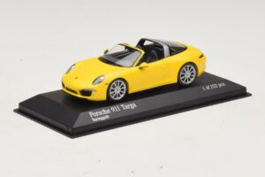 Porsche 911 991 Targa Жълт Minichamps 1:43 410062441 Метал — снимка 2 от 4