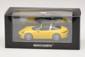 Porsche 911 991 Targa Жълт Minichamps 1:43 410062441 Метал — снимка 4 от 4