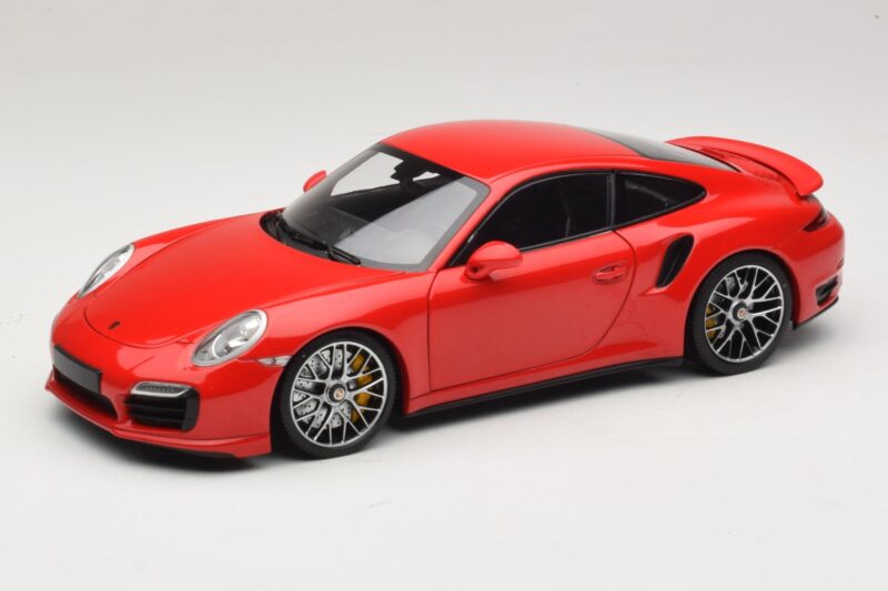 Porsche 911 991 Turbo S Червен Minichamps 1:18 110062320 Метал