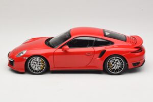 Porsche 911 991 Turbo S Червен Minichamps 1:18 110062320 Метал — снимка 4 от 8
