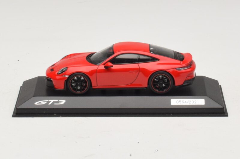 Porsche 911 992 GT3 Touring Червен Minichamps 1:43 WAP02012617-R1 Метал