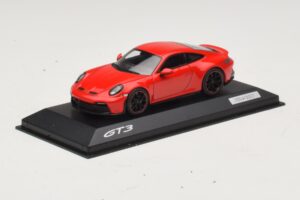 Porsche 911 992 GT3 Touring Червен Minichamps 1:43 WAP02012617-R1 Метал — снимка 2 от 4