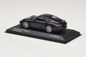 Porsche 911 996 Син Металик Minichamps 1:43 400061180 Метал — снимка 3 от 4