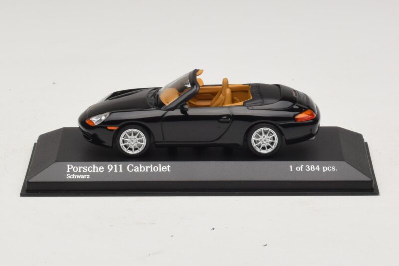 Porsche 911 996 Кабриолет Черен Металик Minichamps 1:43 400061090 Метал