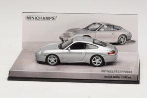 Porsche 911 996 Carrera 40-Годишнина Сребърен Minichamps 1:43 436061070 Метал