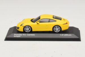 Porsche 911 996 Жълт Minichamps 1:43 400061182 Метал