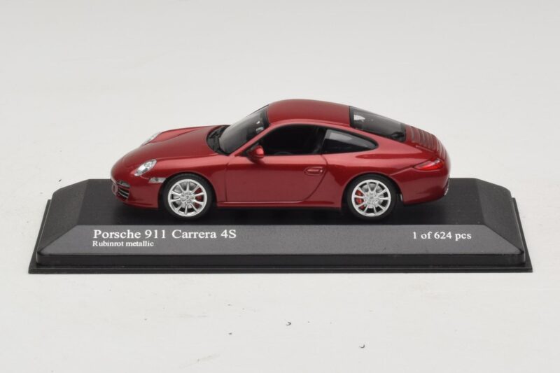 Porsche 911 997 Carrera 4S Red Metallic Minichamps 1:43 400066422 Метал