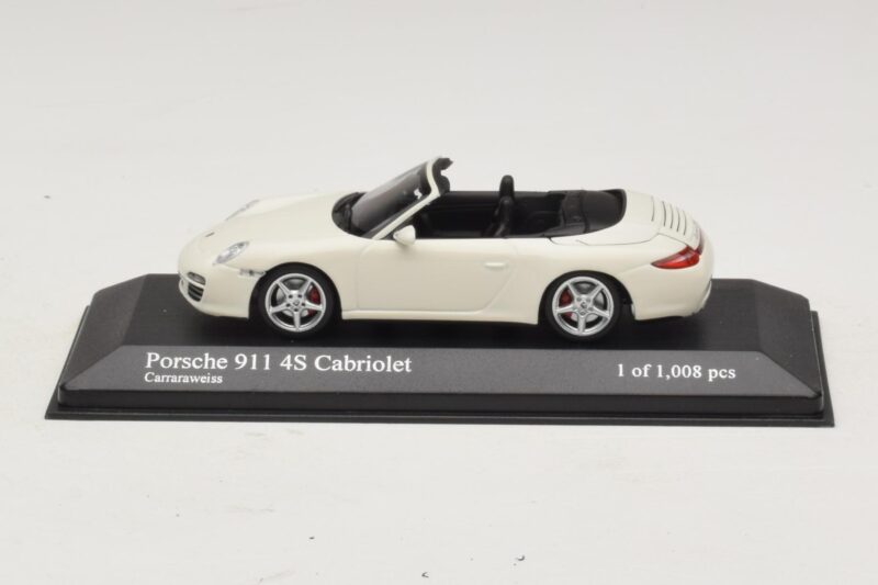 Porsche 911 997 Carrera 4S Кабриолет Бял Minichamps 1:43 400066431 Метал