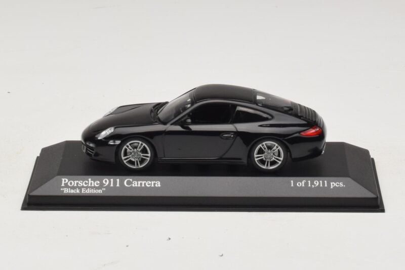 Porsche 911 997 Carrera Black Edition Minichamps 1:43 Porsche 911 997 Carrera Black Edition Minichamps 1:43 400066425 Метал