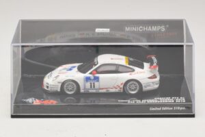Porsche 911 997 GT3 RS #11 24 Hours Nurburgring 2010 Minichamps 1:43 437106711 Метал — снимка 5 от 5