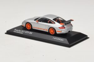 Porsche 911 997 GT3 RS Сребърен Minichamps 1:43 400066000 Метал — снимка 3 от 4
