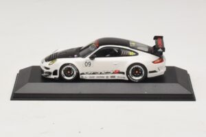 Porsche 911 997 GT3 RSR #9 Presentation 2009 Minichamps 1:43 400096909 Метал
