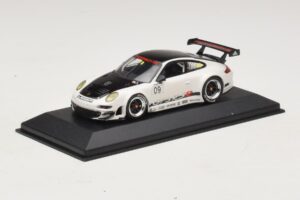 Porsche 911 997 GT3 RSR #9 Presentation 2009 Minichamps 1:43 400096909 Метал — снимка 2 от 4
