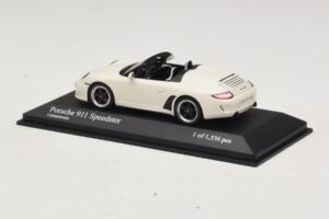 Porsche 911 997 Speedster Бял Minichamps 1:43 400069531 Метал — снимка 3 от 4