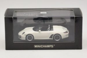 Porsche 911 997 Speedster Бял Minichamps 1:43 400069531 Метал — снимка 4 от 4