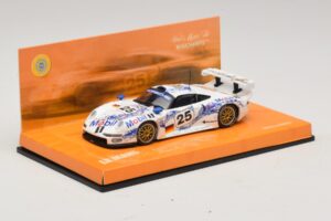 Porsche 911 GT1 #25 B. Wollek / T. Boutsen / H-J. Stuck 24 Hours of Le Mans 1996 Minichamps 1:43 403966625 Метал — снимка 2 от 5