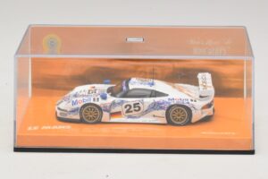 Porsche 911 GT1 #25 B. Wollek / T. Boutsen / H-J. Stuck 24 Hours of Le Mans 1996 Minichamps 1:43 403966625 Метал — снимка 4 от 5
