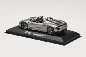 Porsche 918 Spyder Сив Металик Minichamps 1:43 WAP0201000E Метал — снимка 3 от 4