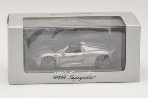 Porsche 918 Spyder Сив Металик Minichamps 1:43 WAP0201000E Метал — снимка 4 от 4