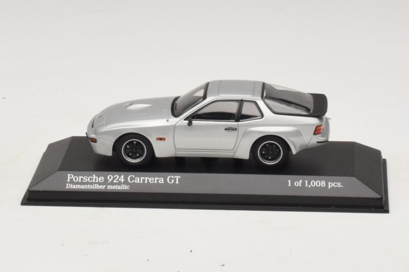 Porsche 924 Carrera GT Сребърен Minichamps 1:43 400066121 Метал