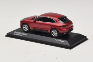 Porsche Macan 95B Червен Металик Minichamps 1:43 410062600 Метал — снимка 3 от 4