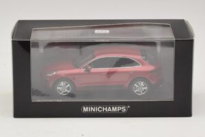Porsche Macan 95B Червен Металик Minichamps 1:43 410062600 Метал — снимка 4 от 4