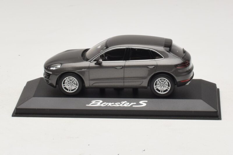 Porsche Macan S Diesel 95B Бронз Металик Minichamps 1:43 WAP0201510E Метал