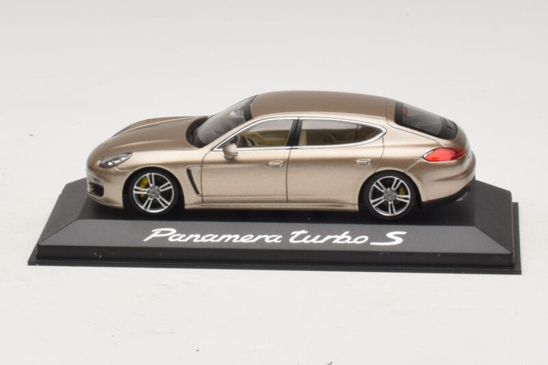 Porsche Panamera 970 Turbo S Бронз Металик Minichamps 1:43 WAP0200600E Метал
