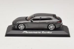 Porsche Panamera 971 Turbo Сив Металик Minichamps 1:43 WAP0207610H Метал