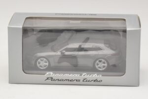 Porsche Panamera 971 Turbo Сив Металик Minichamps 1:43 WAP0207610H Метал — снимка 4 от 4