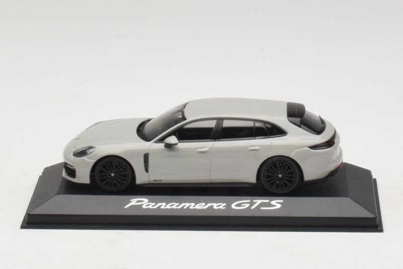 Porsche Panamera GTS 971 Chalk Grey Minichamps 1:43 WAP0207640J Метал