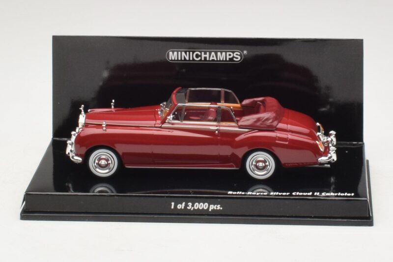 Rolls-Royce Silver Cloud II Кабриолет Червен Minichamps 1:43 Rolls-Royce Silver Cloud II Кабриолет Червен Minichamps 1:43 436134930 Метал