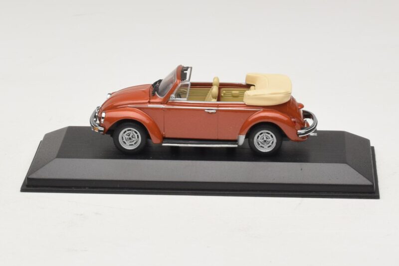 Volkswagen 1200 Кабриолет Hebmuller Червен Minichamps 1:43 430052032 Метал