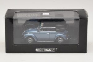 Volkswagen 1302 Кабриолет Син Металик Minichamps 1:43 430055042 Метал — снимка 4 от 4