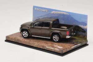 Volkswagen Amarok Кафяв Металик Minichamps 1:43 436058361 Метал — снимка 3 от 5
