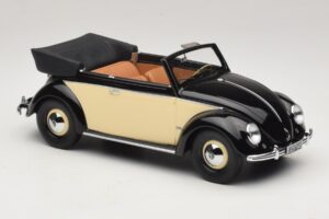 Volkswagen Beetle Кабриолет Черен Крем Minichamps 1:18 107054131 Смола — снимка 4 от 6