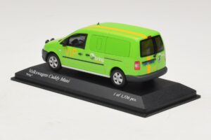 Volkswagen Caddy Maxi Norway Post Minichamps 1:43 403057006 Метал — снимка 3 от 4
