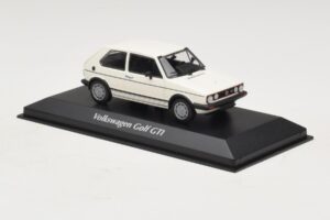 Volkswagen Golf GTI Mk1 Бял Maxichamps 1:43 940055171 Метал — снимка 3 от 4