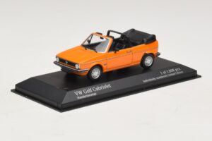 Volkswagen Golf Mk1 Кабриолет Оранжев Minichamps 1:43 400055131 Метал — снимка 2 от 4