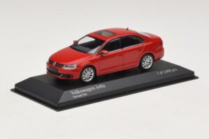 Volkswagen Jetta Mk6 Червен Minichamps 1:43 400059001 Метал — снимка 2 от 4