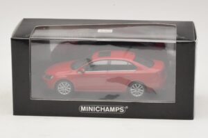 Volkswagen Jetta Mk6 Червен Minichamps 1:43 400059001 Метал — снимка 4 от 4