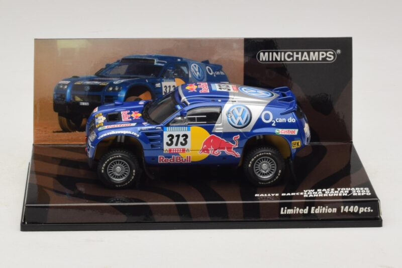 Volkswagen Race Touareg Red Bull #313 J. Kankkunen / J. Repo Dakar Rally 2005 Minichamps 1:43 436055313 Метал