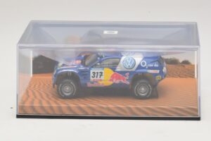 Volkswagen Race Touareg Red Bull #317 Дилърско Издание 2005 Minichamps 1:43 7LO099400PD317 Метал — снимка 4 от 5