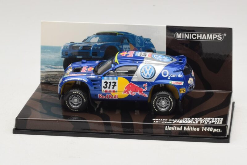 Volkswagen Race Touareg Red Bull #317 Gordon / von Zitzewitz Dakar Rally 2005 Minichamps 1:43 436055317 Метал