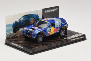 Volkswagen Race Touareg Red Bull #317 Gordon / von Zitzewitz Dakar Rally 2005 Minichamps 1:43 436055317 Метал — снимка 2 от 5