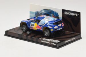 Volkswagen Race Touareg Red Bull #317 Gordon / von Zitzewitz Dakar Rally 2005 Minichamps 1:43 436055317 Метал — снимка 3 от 5
